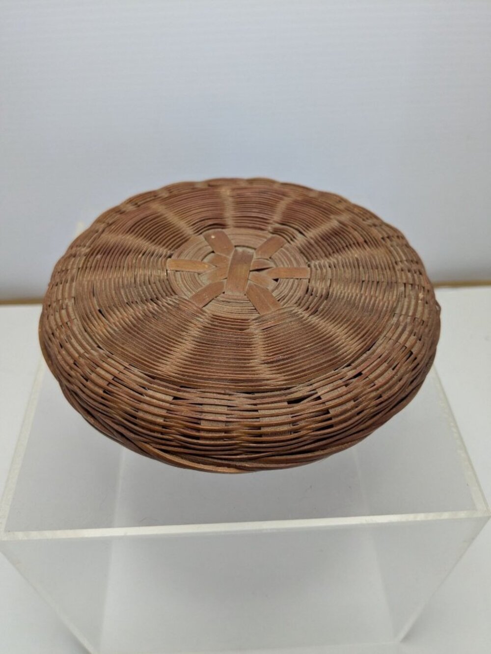 Mid 20th Century Round  Native American Woven Wicker Bead Basket With Lid